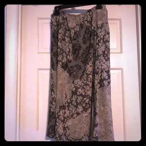 *SALE* Tan and Black Lace Pattern Skirt